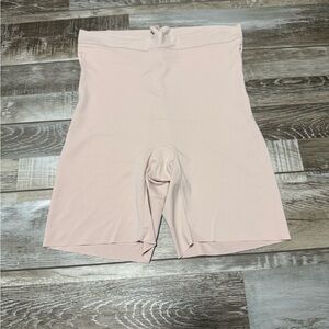 Red Hot SPANX Shapewear Shaping Short  Size XL Tan Beige